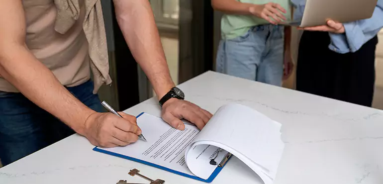 Advantages of Using Assignment of Contract in Real Estate in North Dakota, ND